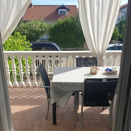Mira Sabunike 1 * Privlaka (Zadar)
