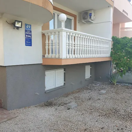 Mira Sabunike 1 Daire Privlaka (Zadar)